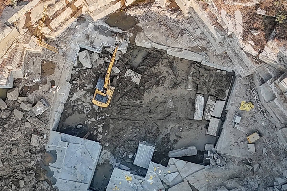 Cutter Size 220*160*120 UP - Sai Stone